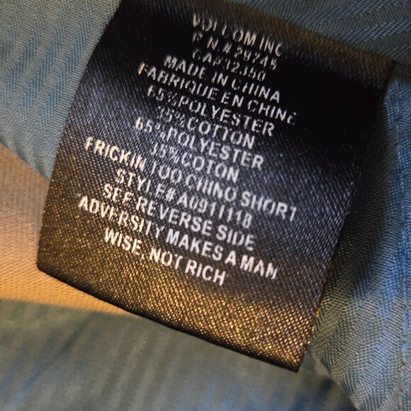 Vintage Volcom Shorts Men’s 36x10” Skater Y2K Grunge Baggy Beige Khakis - Picture 5 of 14